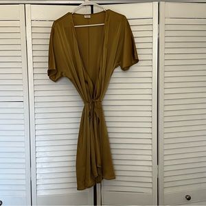 Aritzia Babaton Dress